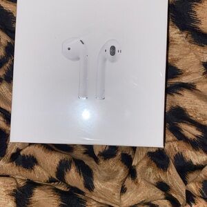 Apple Wireless Earbuds - White